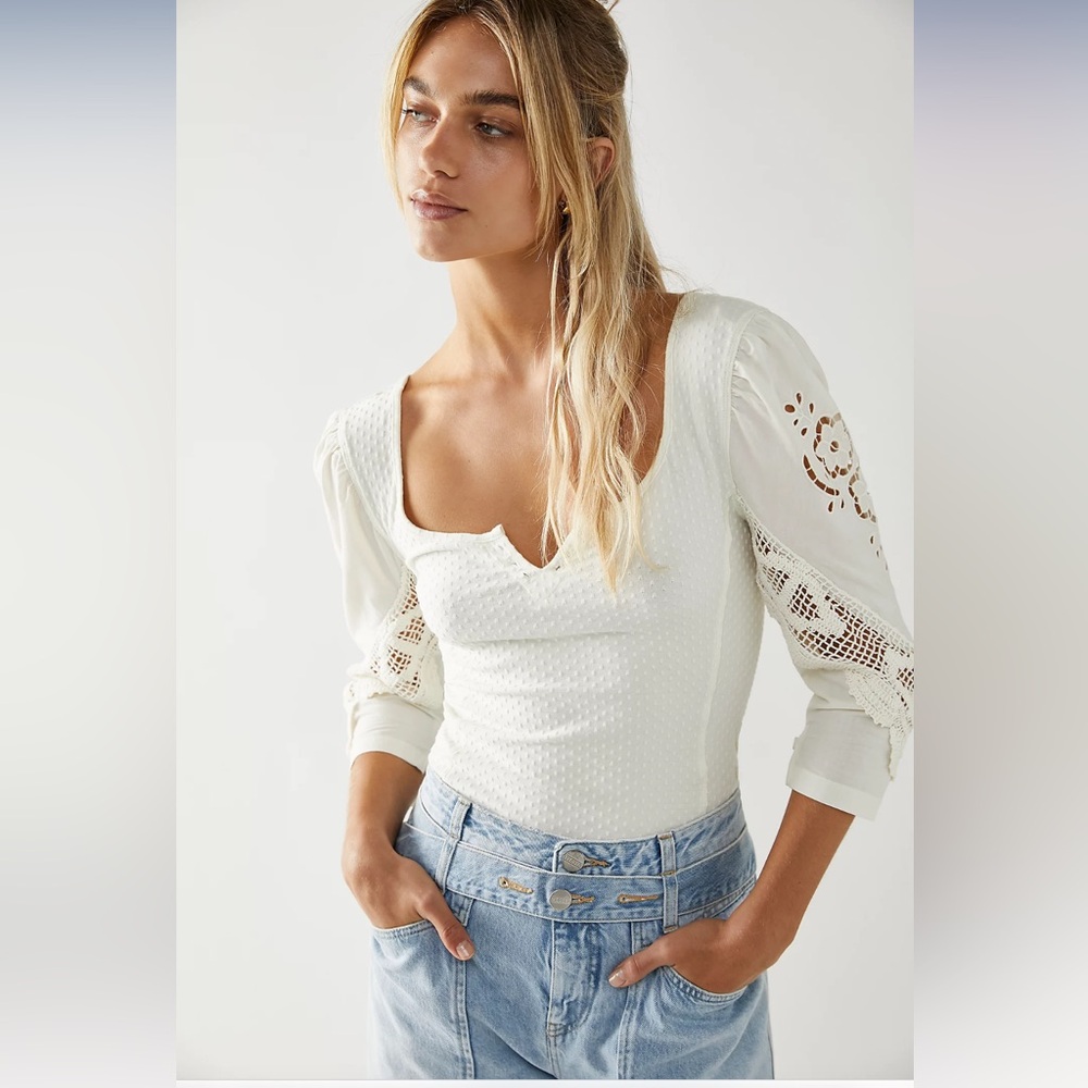New free people brunch date Henley 3/4 sleeve top size p equals us size xs